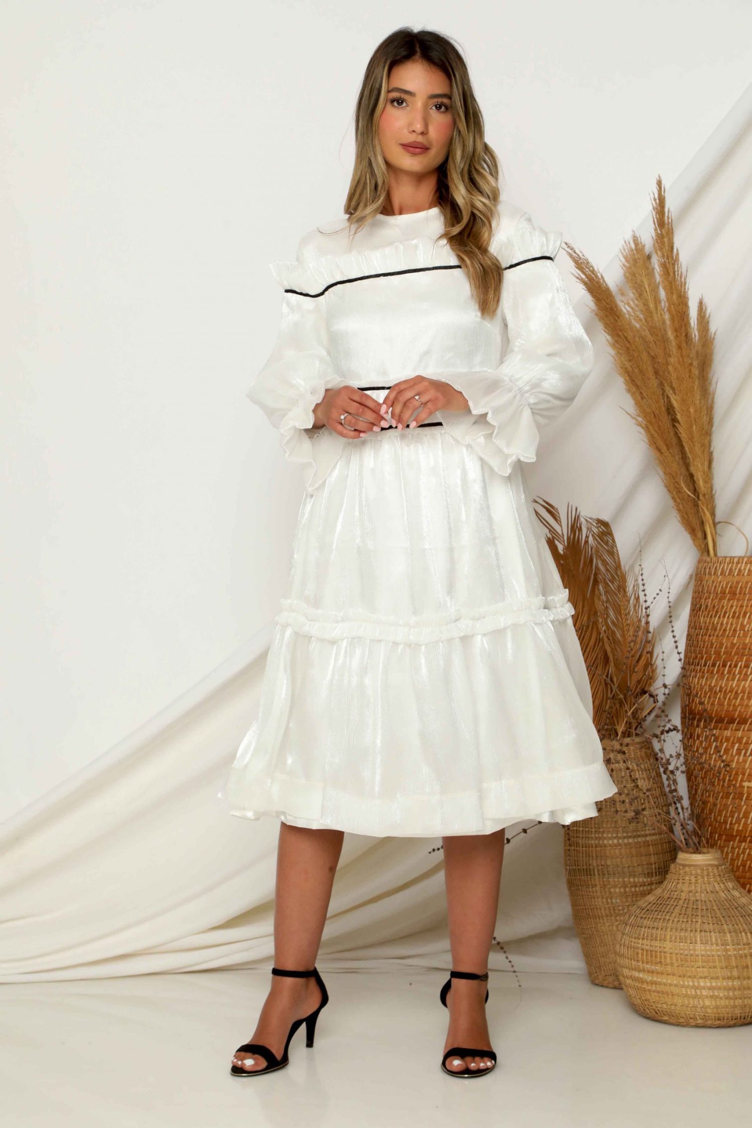 שמלת דבוסי לבן