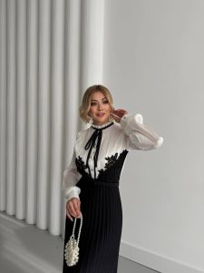 שמלת 🌸 שמלות לנשים 2025 – קולקציית שמלות ערב צנועות – היכנסי לאתר לראות את כל הדגמים המרהיבים | VERDAH מבית Verdah | מבד – עיצוב יוקרתי ואופנה צנועה | Verdah elegant modest fashion שמלה שמלות ערב צנועות לאירוע