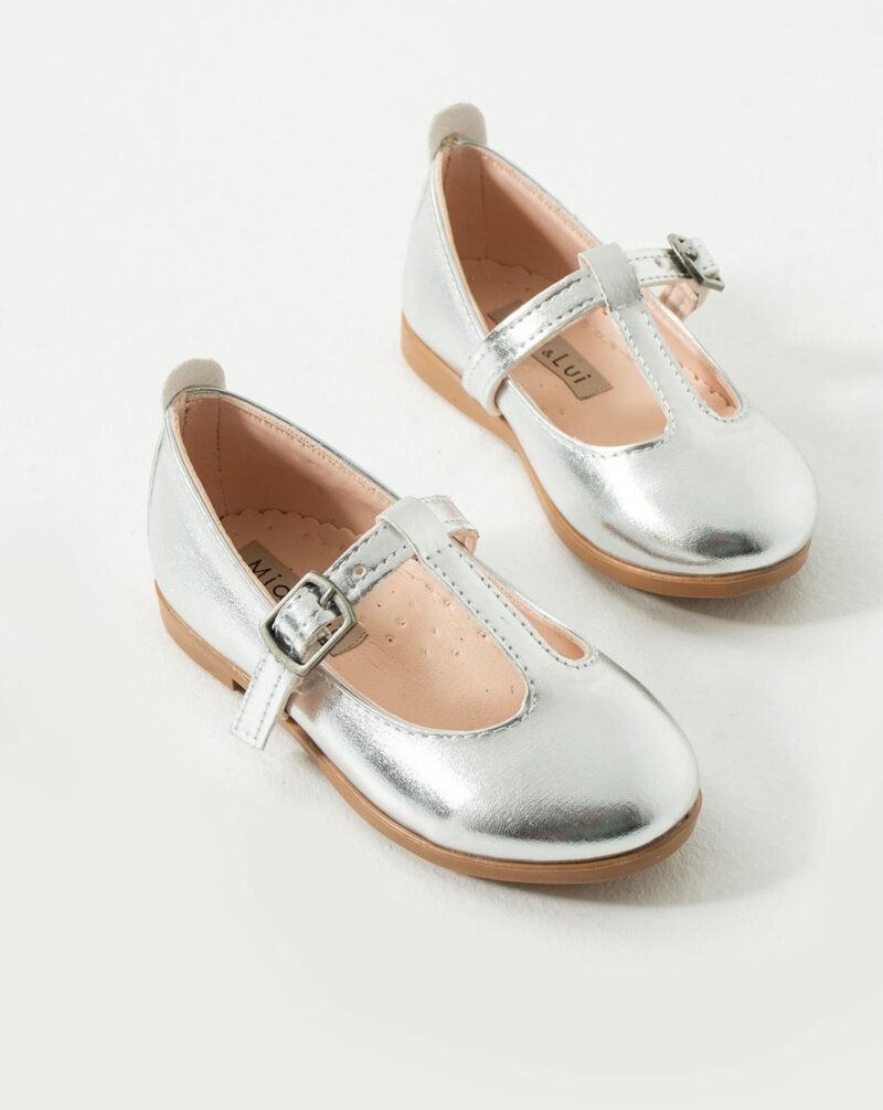 נעליים לילדות לאירועים