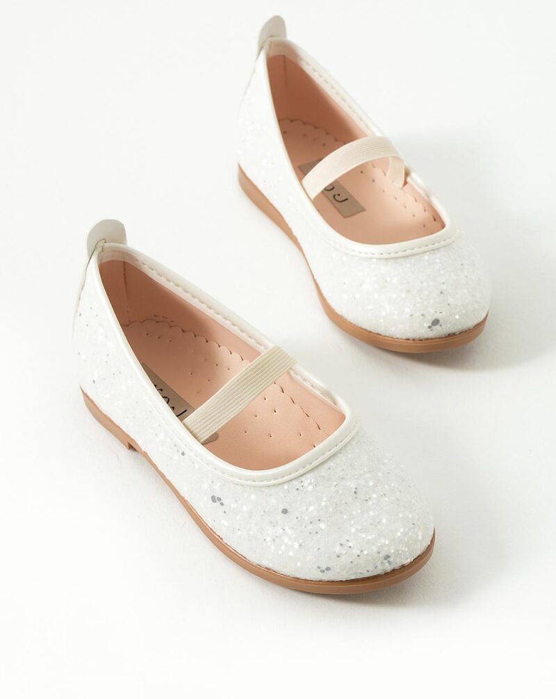 נעליים לילדות ולאירועים