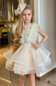 שמלות לילדות ושושבינות