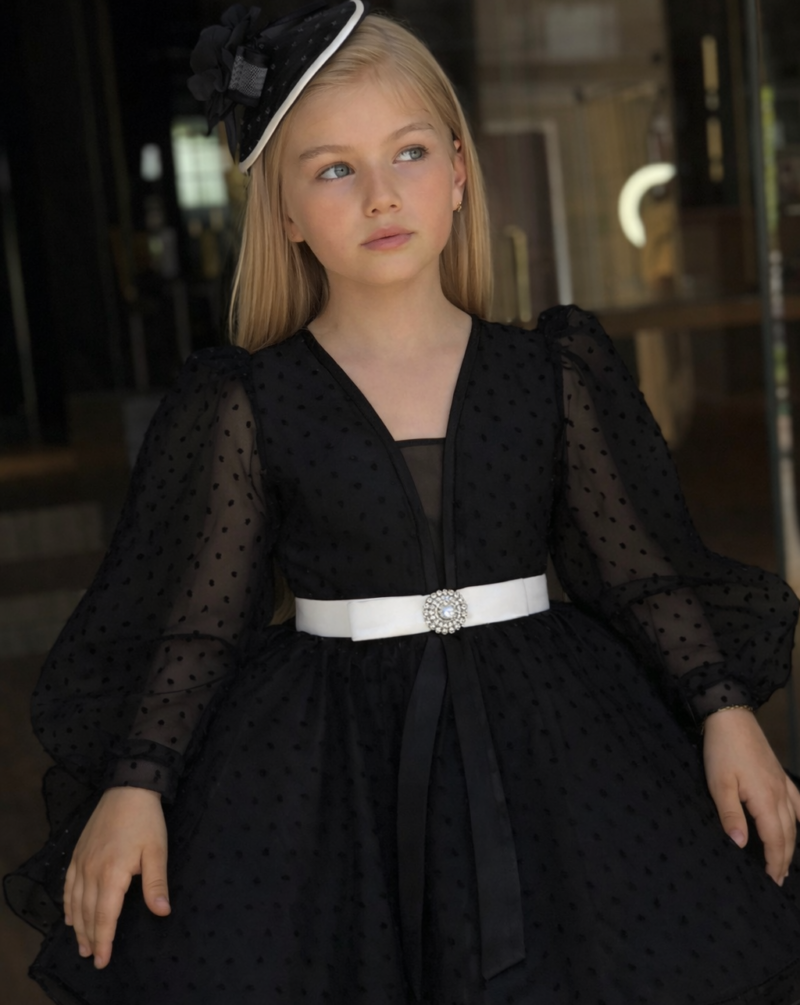 שמלות לילדות ושושבינות לאירועים